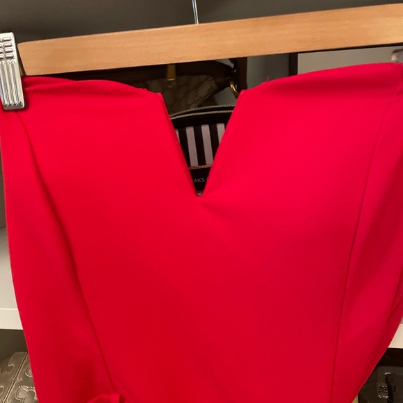 Brand new red jumpsuit ! - Picture 5 of 8